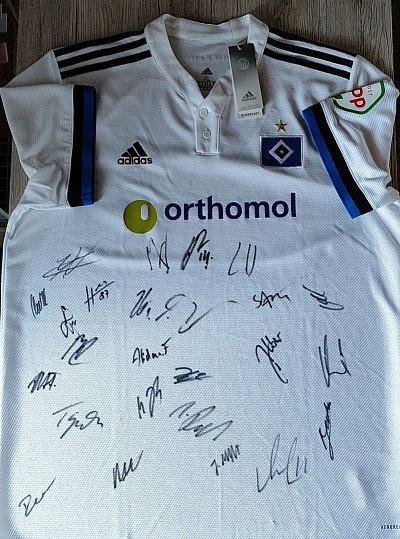 Original HSV Heimtrikot mit Unterschriften der ganzen Mannschaft